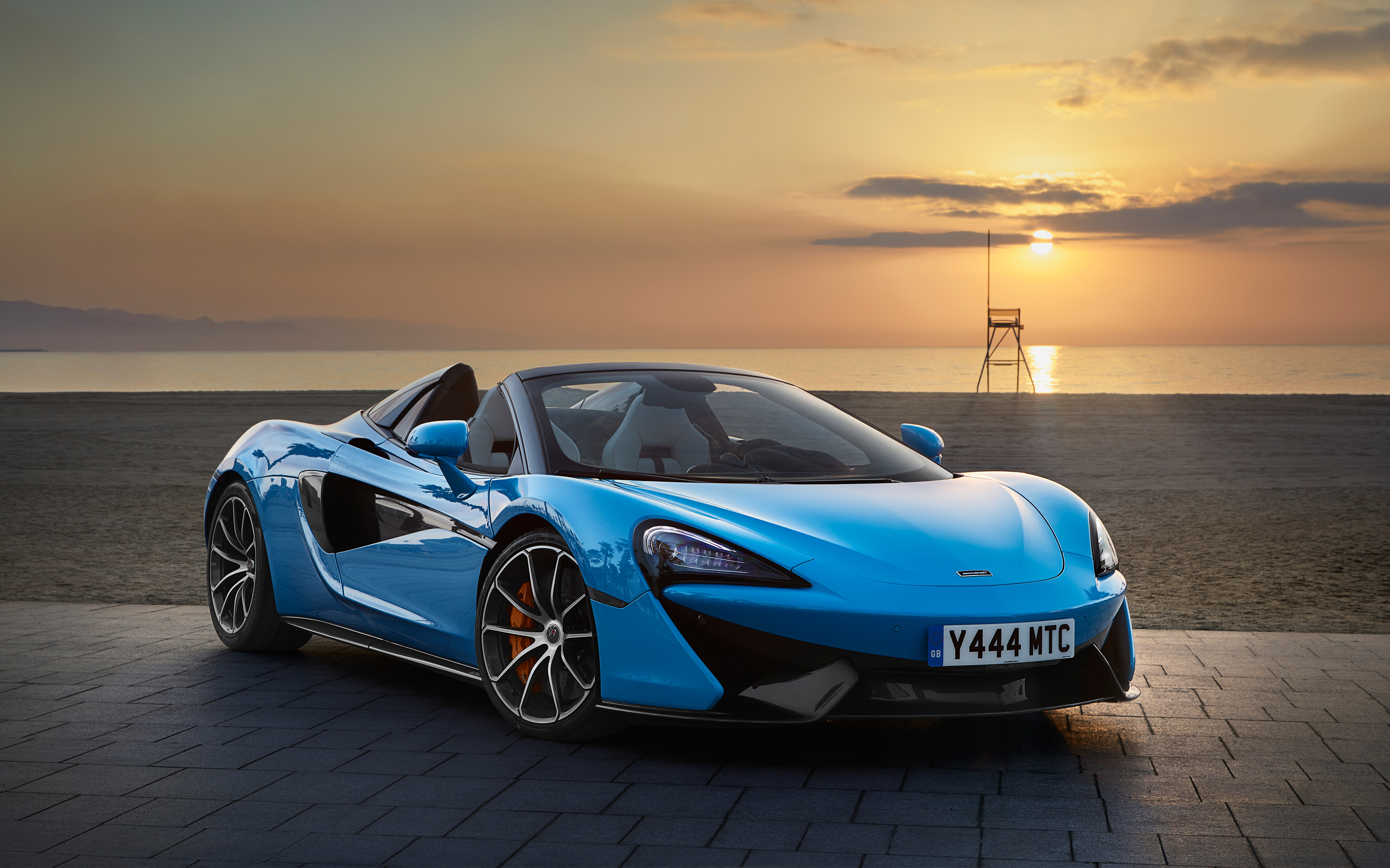 McLaren 570S Spider 2018 4K271839615